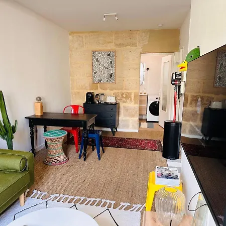 Cosy, Duck, Secteur Boinot - Wifi, Netflix, Prime Video アパート